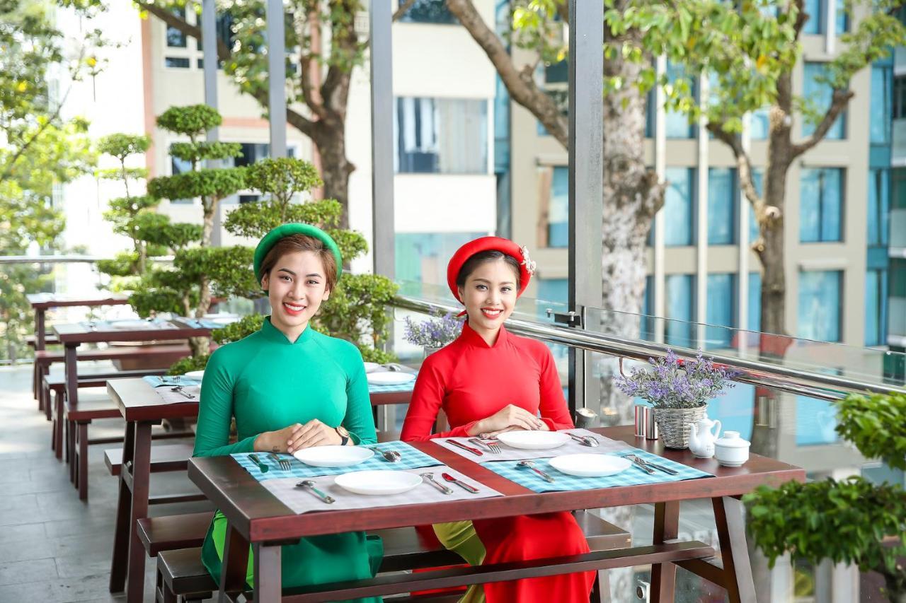 ดิ อูมิ โฮเทล Hotel โฮจิมินห์ซิตี้ ภายนอก รูปภาพ